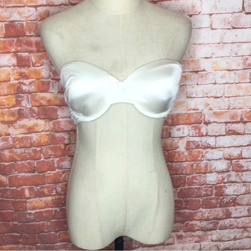 Sweet nothings White Underwire Padded Push-up
Strapless Bra